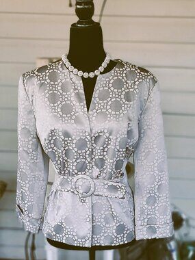 ISABELLA STYLISH JACKET WITH BUCKLE